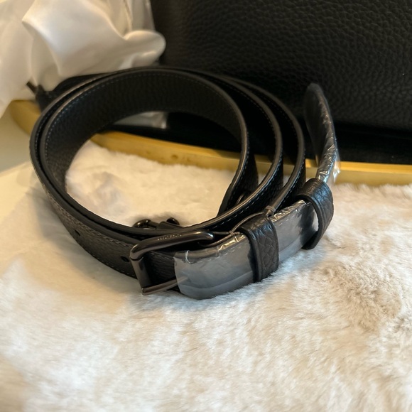 Coach Black Pebble Leather Cara Satchel NWT - Picture 4 of 16